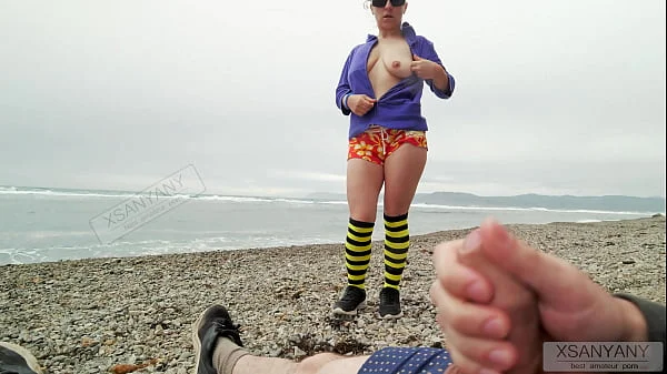 A CRAZY STRANGER ON THE SEA BEACH SIDRED THE EXBITIONIST'S DICK - XSANYANY