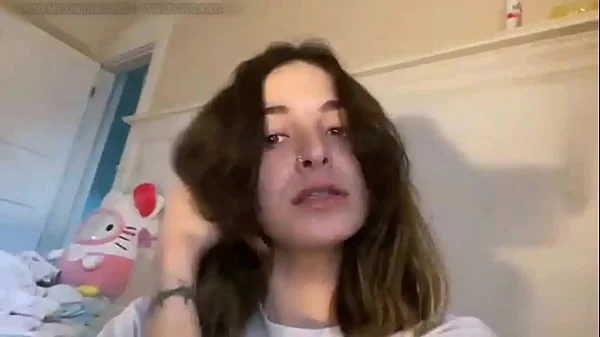Twitch Streamer Downblouse Nip Slips In Crop Shirt OH BOY!!!