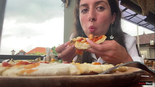 Eating pizza with cum on my face in a public cafe