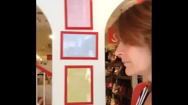candid busty milf