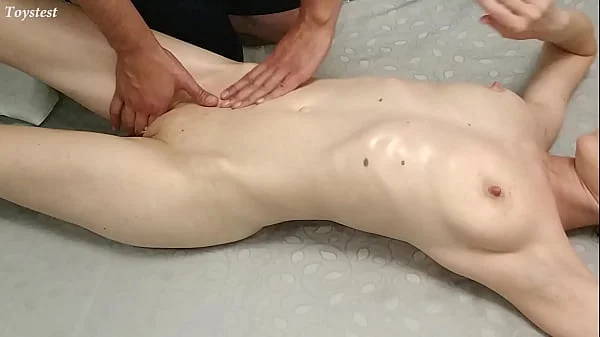 Homemade Oil Massage with Two Orgasms for Beautiful Babe