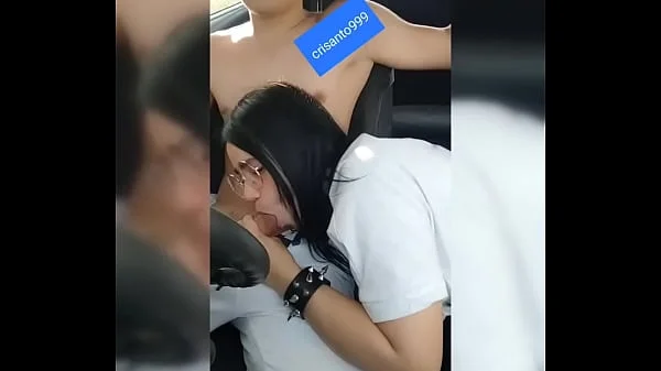 Linda Chica No Tiene Para Pagar Al Taxista Y Ofrece Hacer Una Mamada.